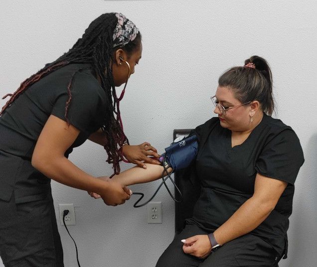 Medical assistant in a clinical work setting